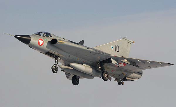 �����������-����������� J-35 Draken (������)