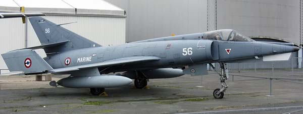 �����������-�������������� Etendard